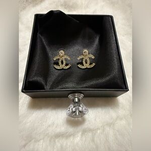 Elegant Monogram Earrings in Goldtone CC Style